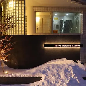Royalheights Kotoni 広々30平米 最大4名ルーム B 日本